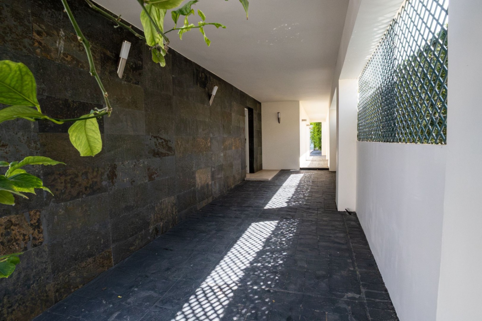 TWEELINGCHALET TE KOOP IN HET CENTRUM VAN ALBIR