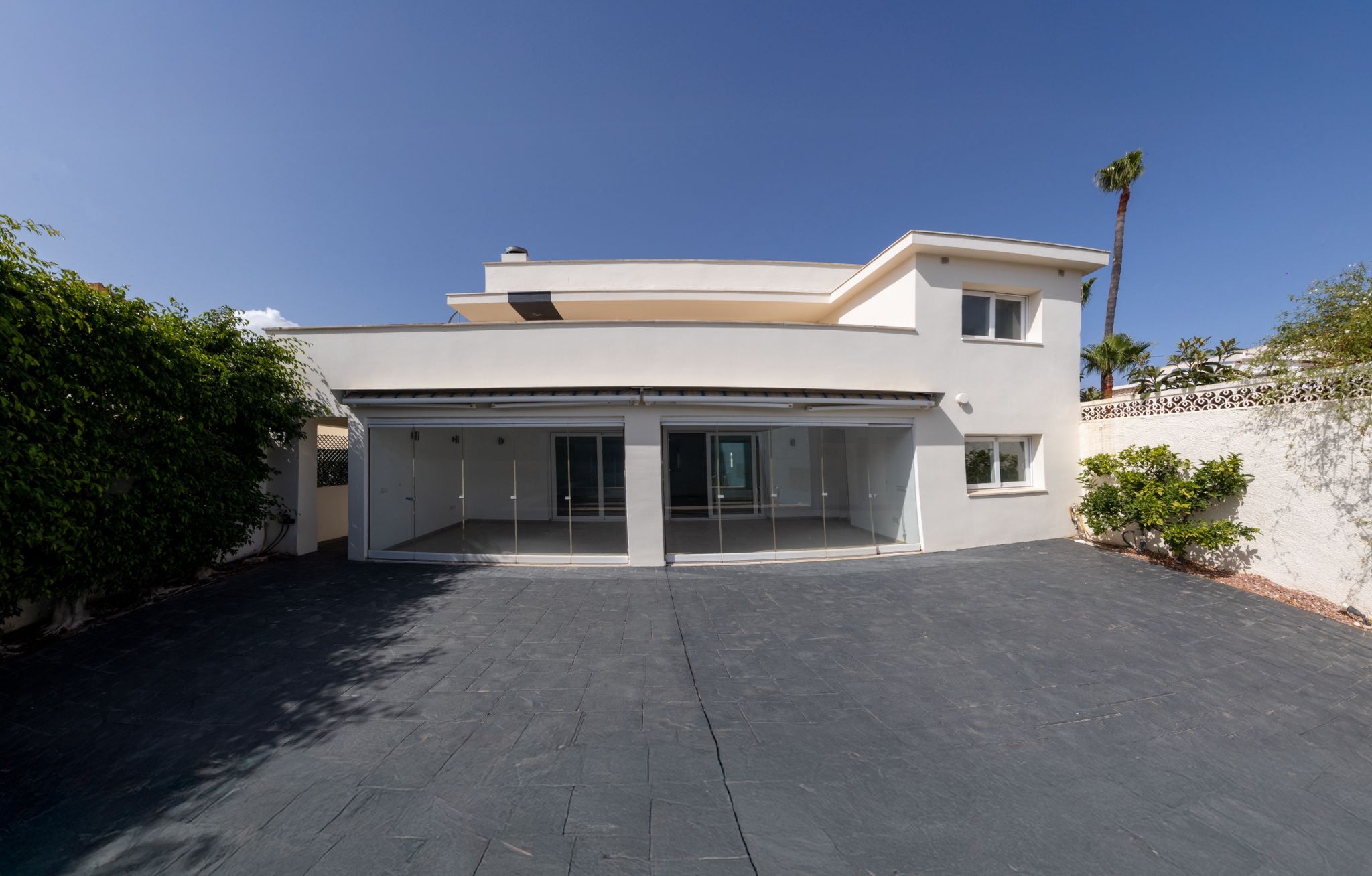 TWEELINGCHALET TE KOOP IN HET CENTRUM VAN ALBIR