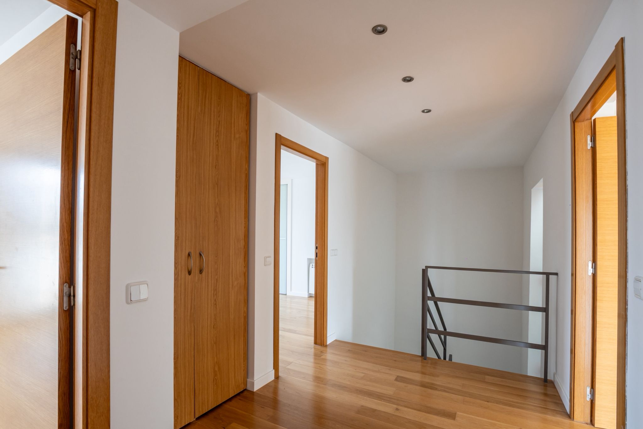 TWEELINGCHALET TE KOOP IN HET CENTRUM VAN ALBIR