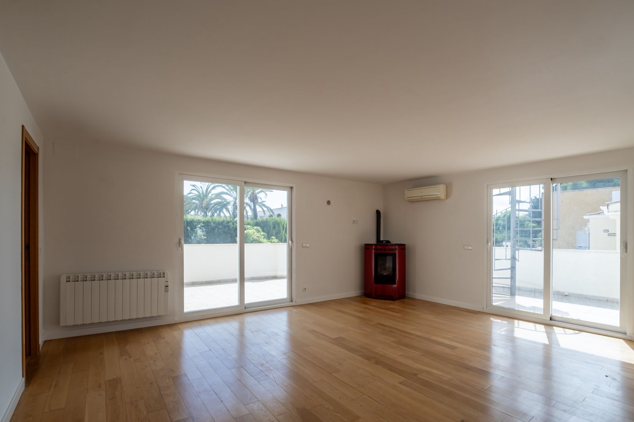 TWEELINGCHALET TE KOOP IN HET CENTRUM VAN ALBIR