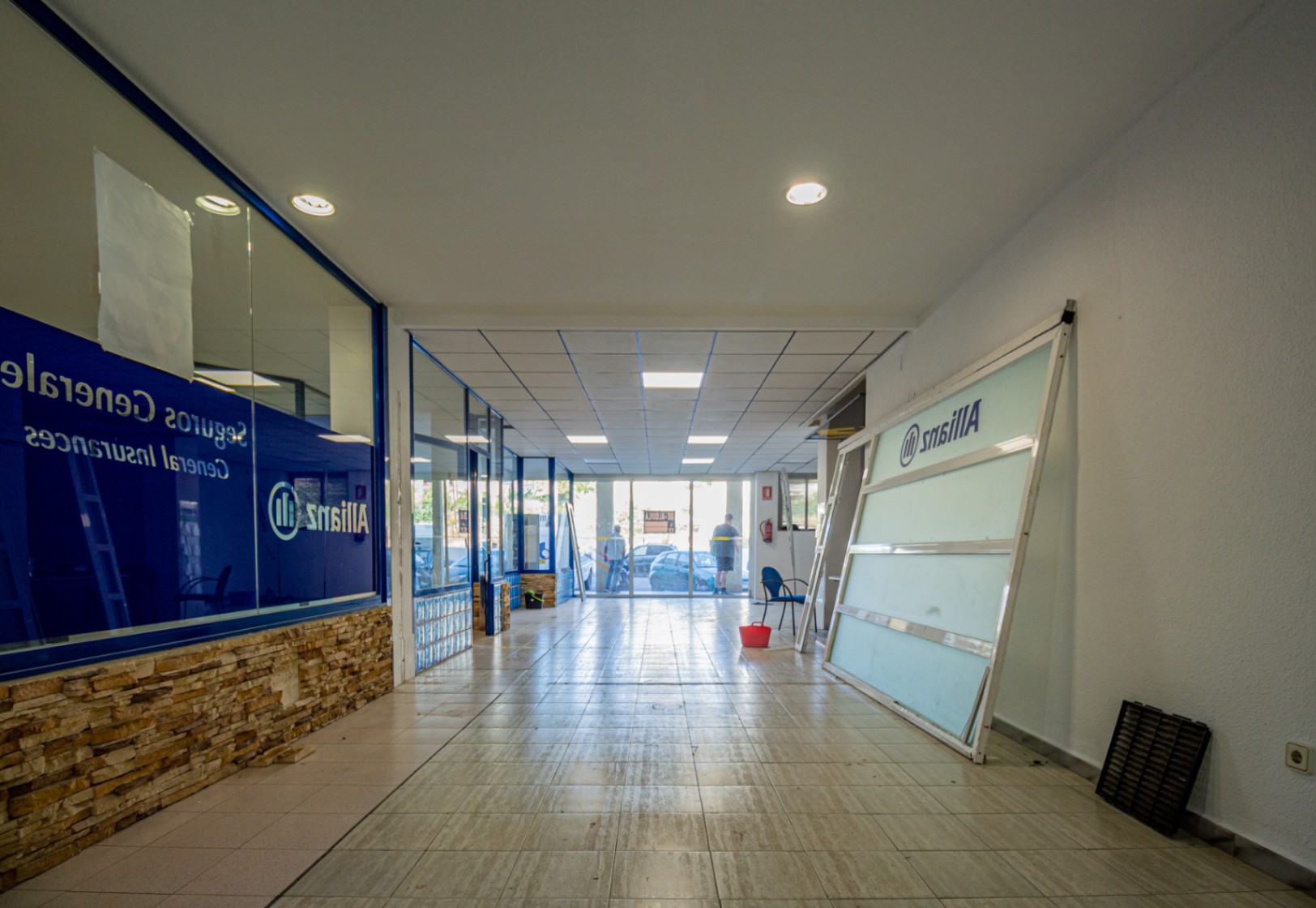 WINKELRUIMTE TE HUUR IN ALTEA