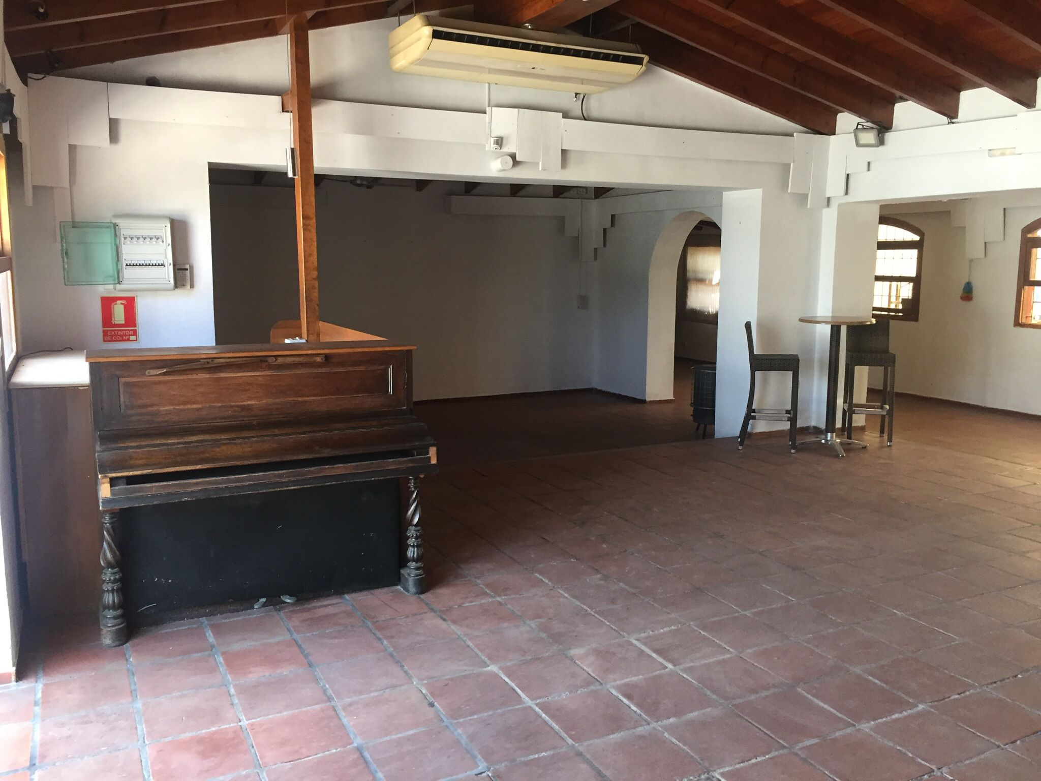 COMMERCIËLE RUIMTE TE KOOP IN ALTEA
