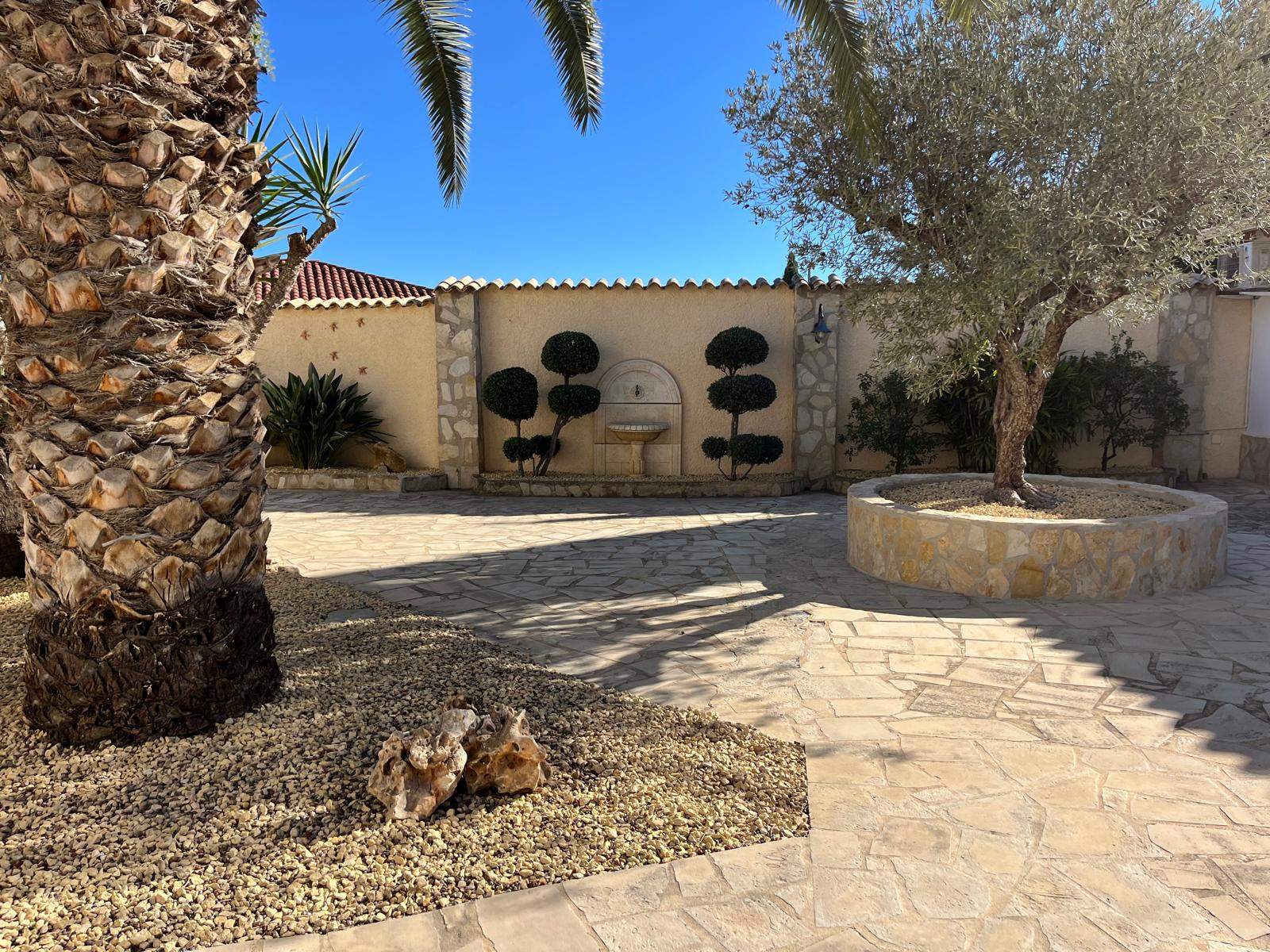CHALET | VILLA À VENDRE À LA NUCIA