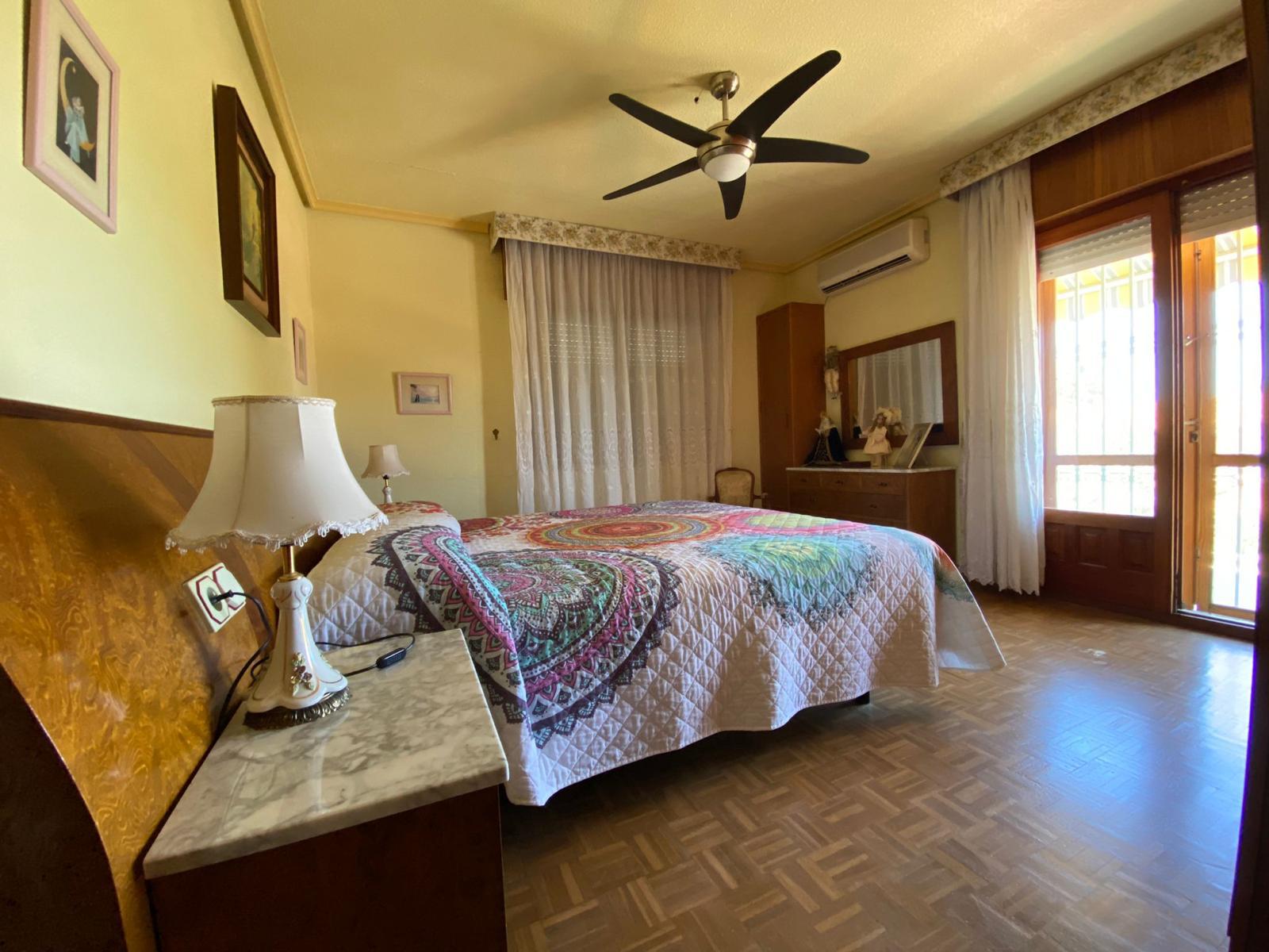 CHALET | VILLA TIL SALGS I LA NUCIA