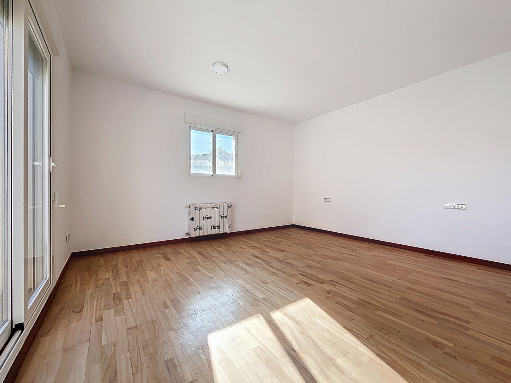 CHALET | VILLA EN VENTA EN BENIDORM