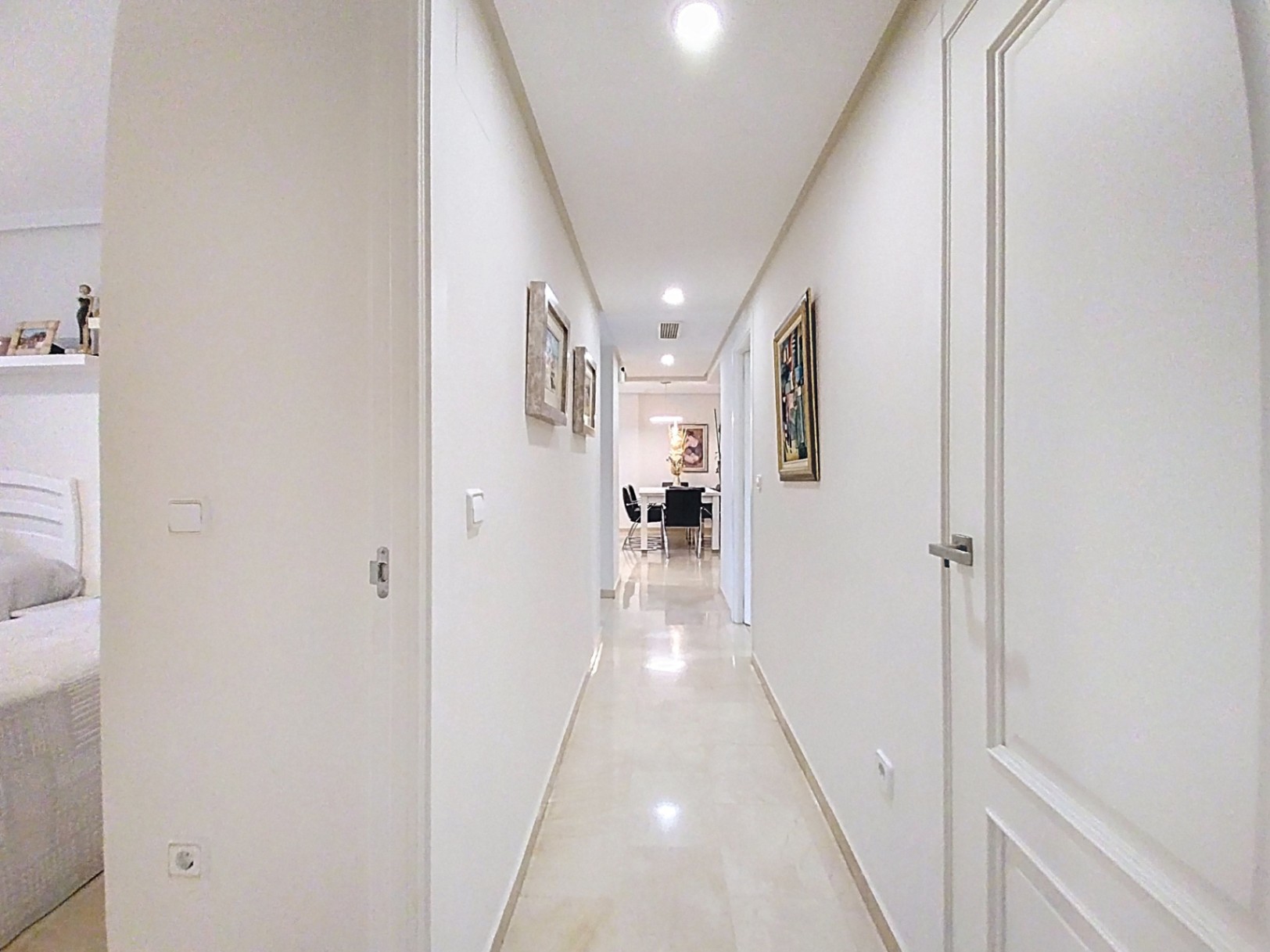 APPARTEMENT EN REZ-DE-CHAUSSÉE À VENDRE À ALBIR