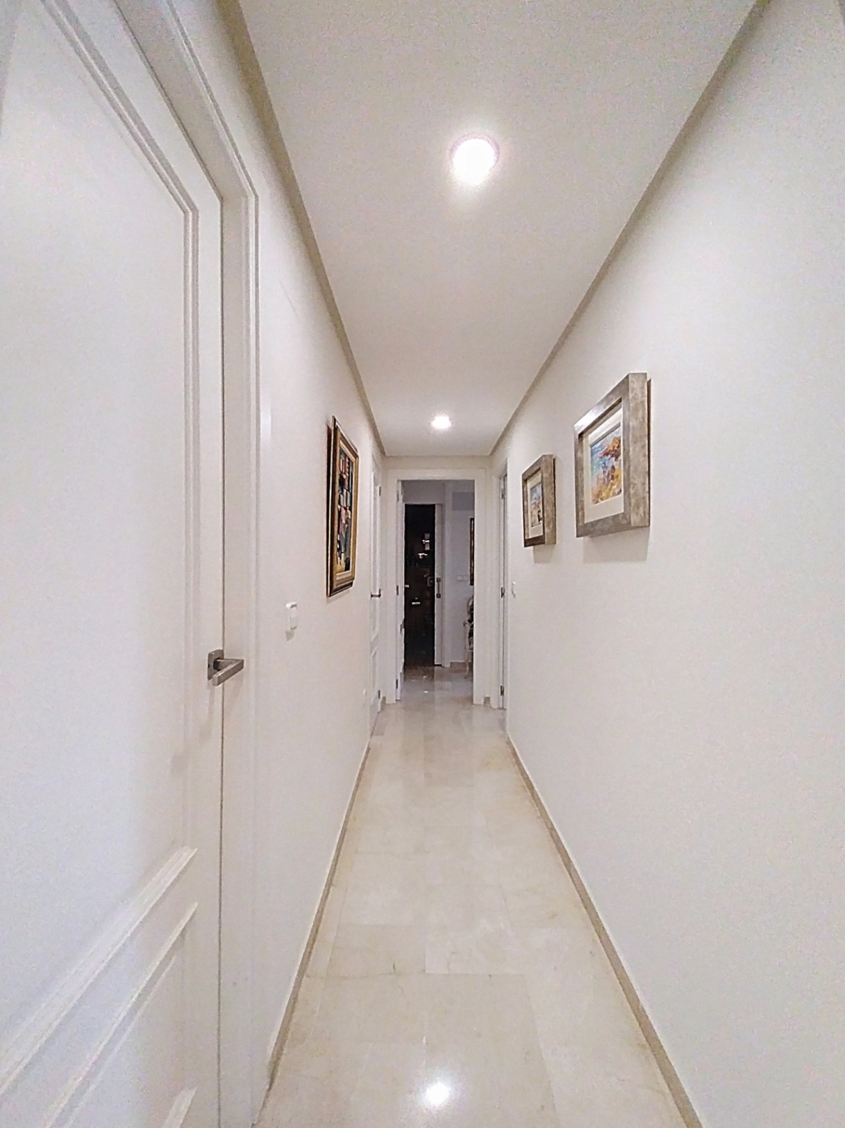 APPARTEMENT EN REZ-DE-CHAUSSÉE À VENDRE À ALBIR