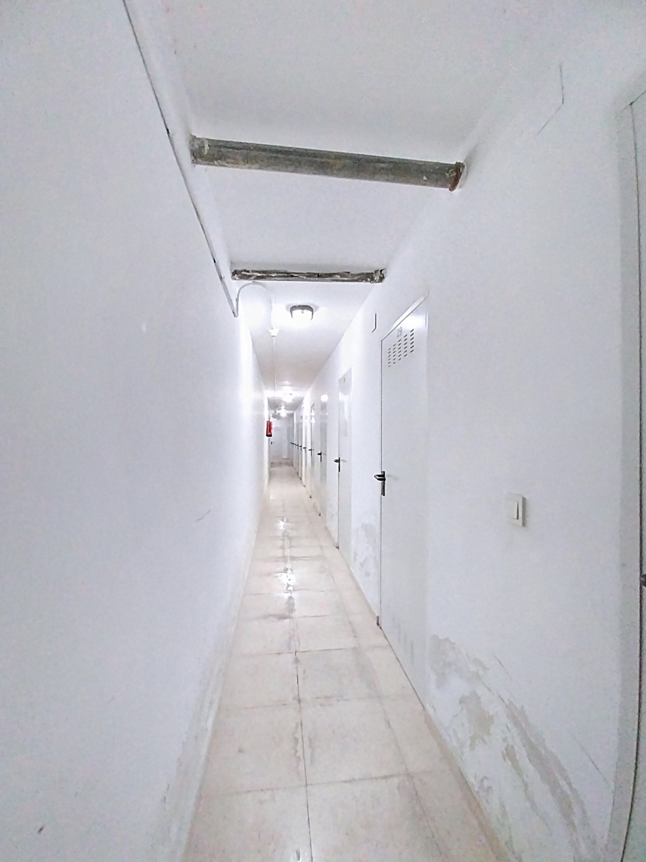 APPARTEMENT EN REZ-DE-CHAUSSÉE À VENDRE À ALBIR