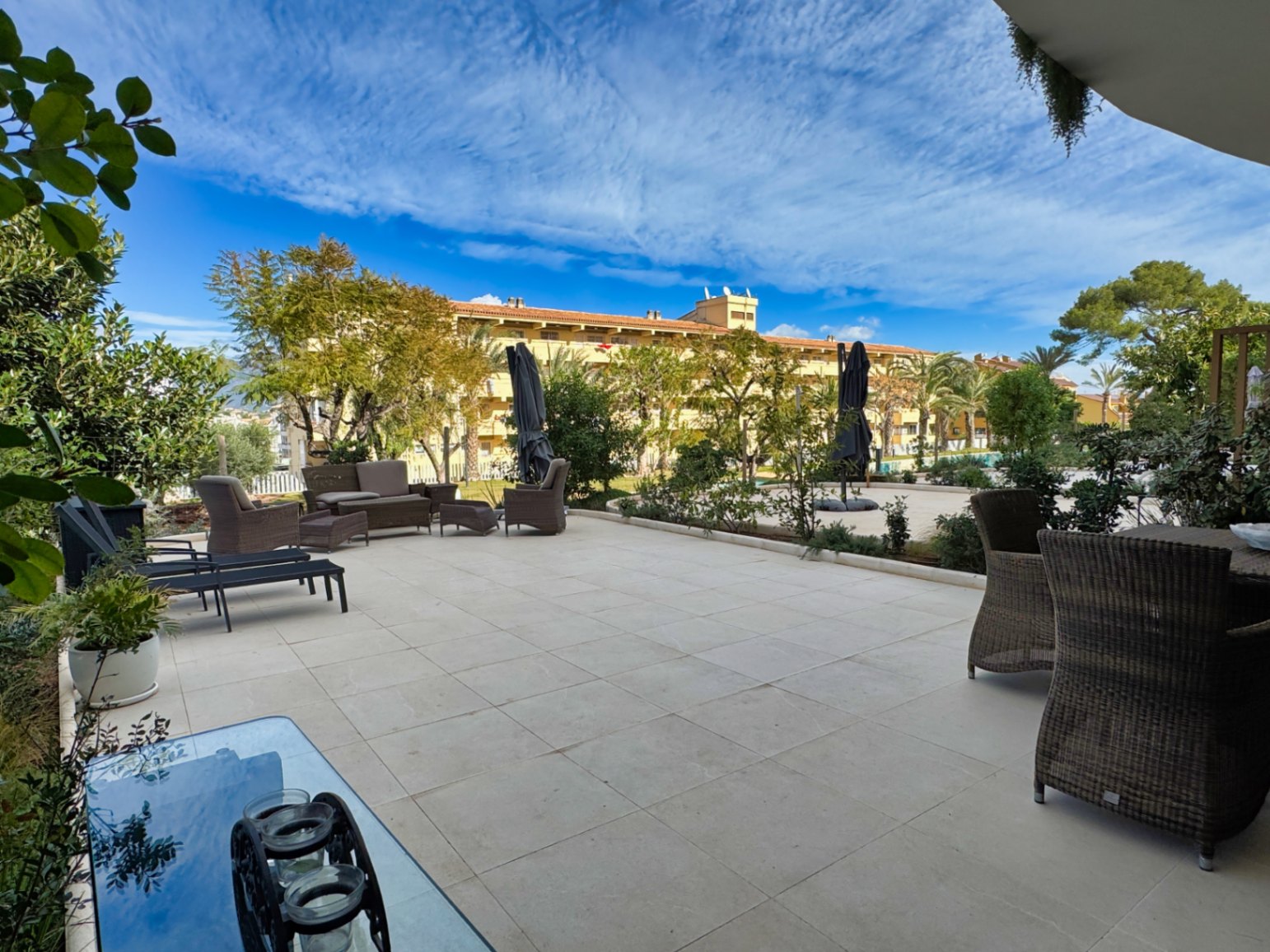 APPARTEMENT TE KOOP IN EL ALBIR