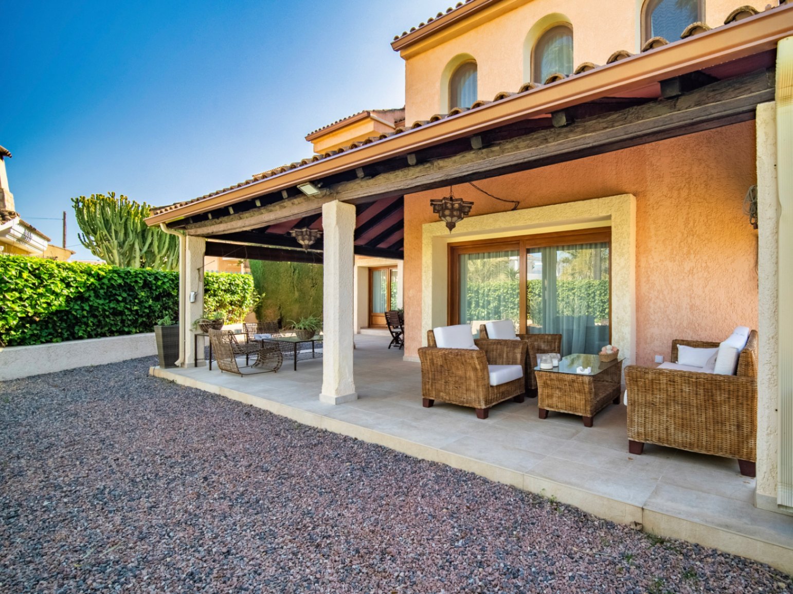 CHALET | VILLA FOR SALE IN EL ALBIR