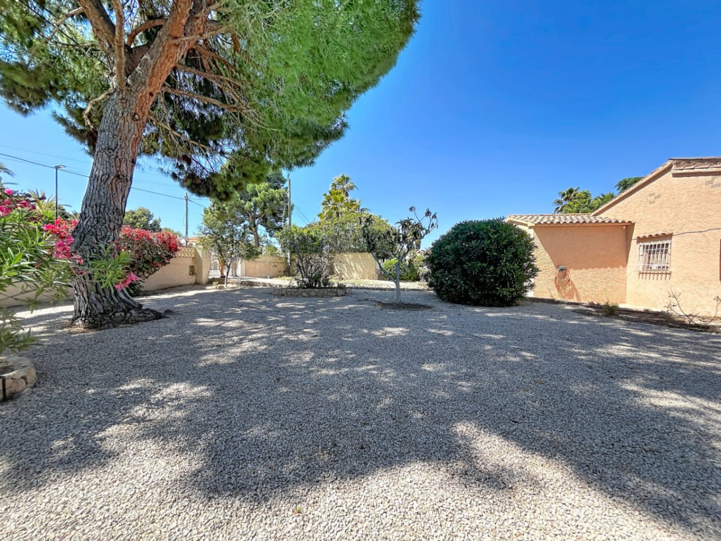 CHALET | VILLA À VENDRE À ALBIR