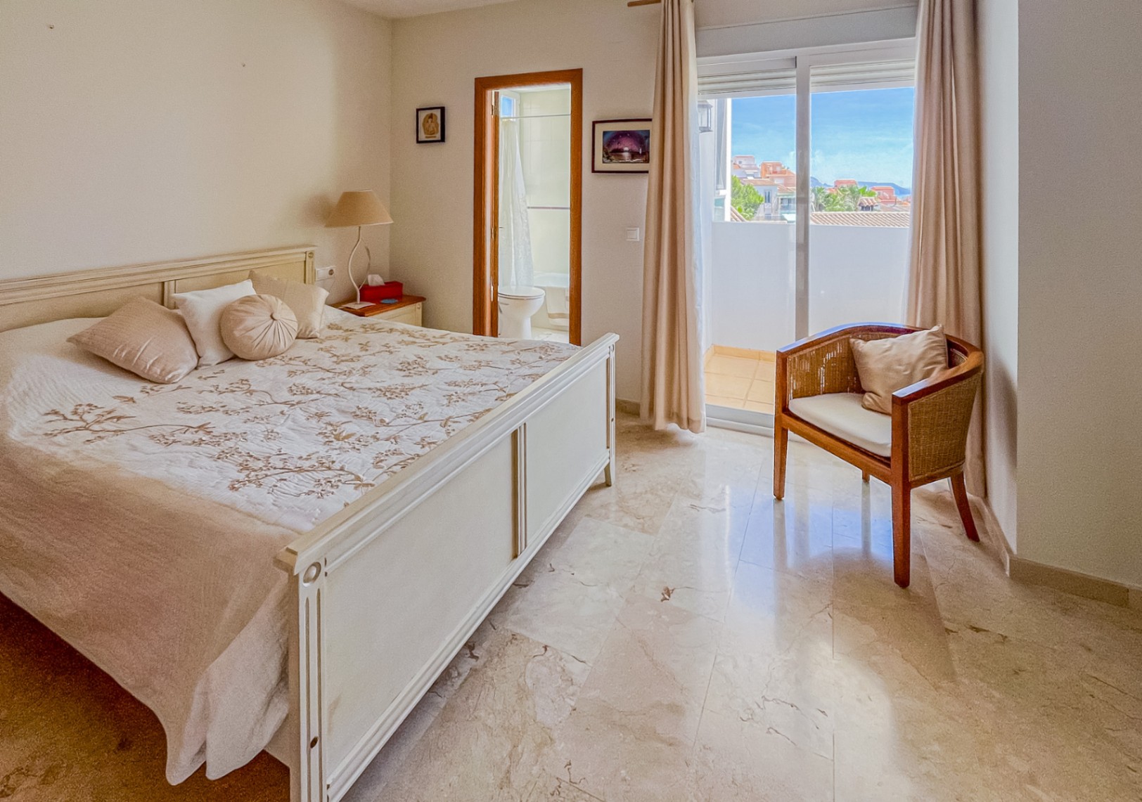 CHALET | VILLA EN VENTA EN LA NUCIA
