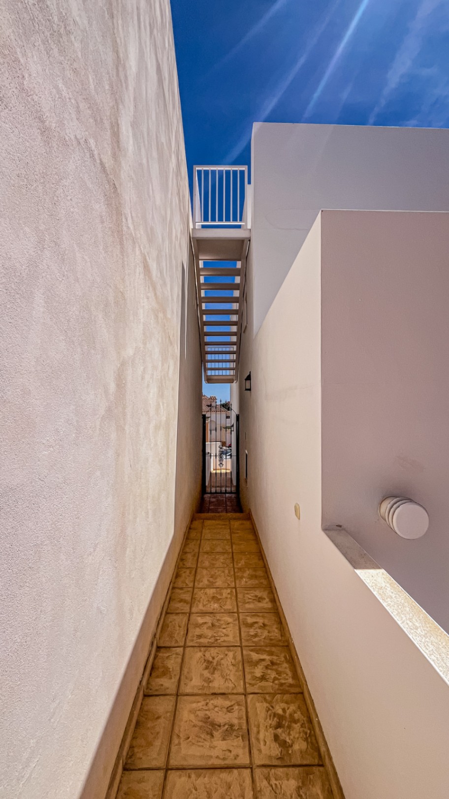 CHALET | VILLA EN VENTA EN LA NUCIA