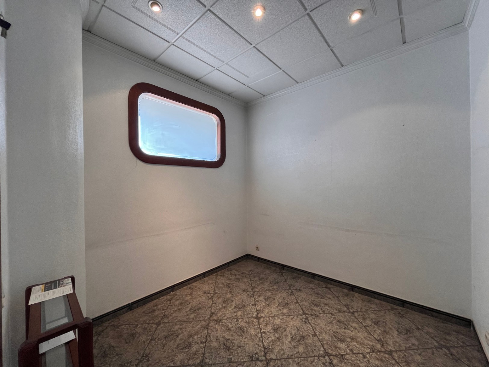 COMMERCIAL PROPERTY FOR SALE IN BENIDORM
