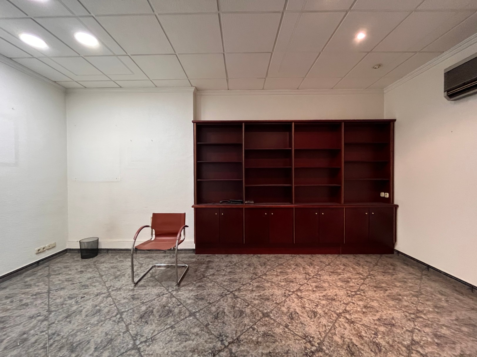 COMMERCIAL PROPERTY FOR SALE IN BENIDORM
