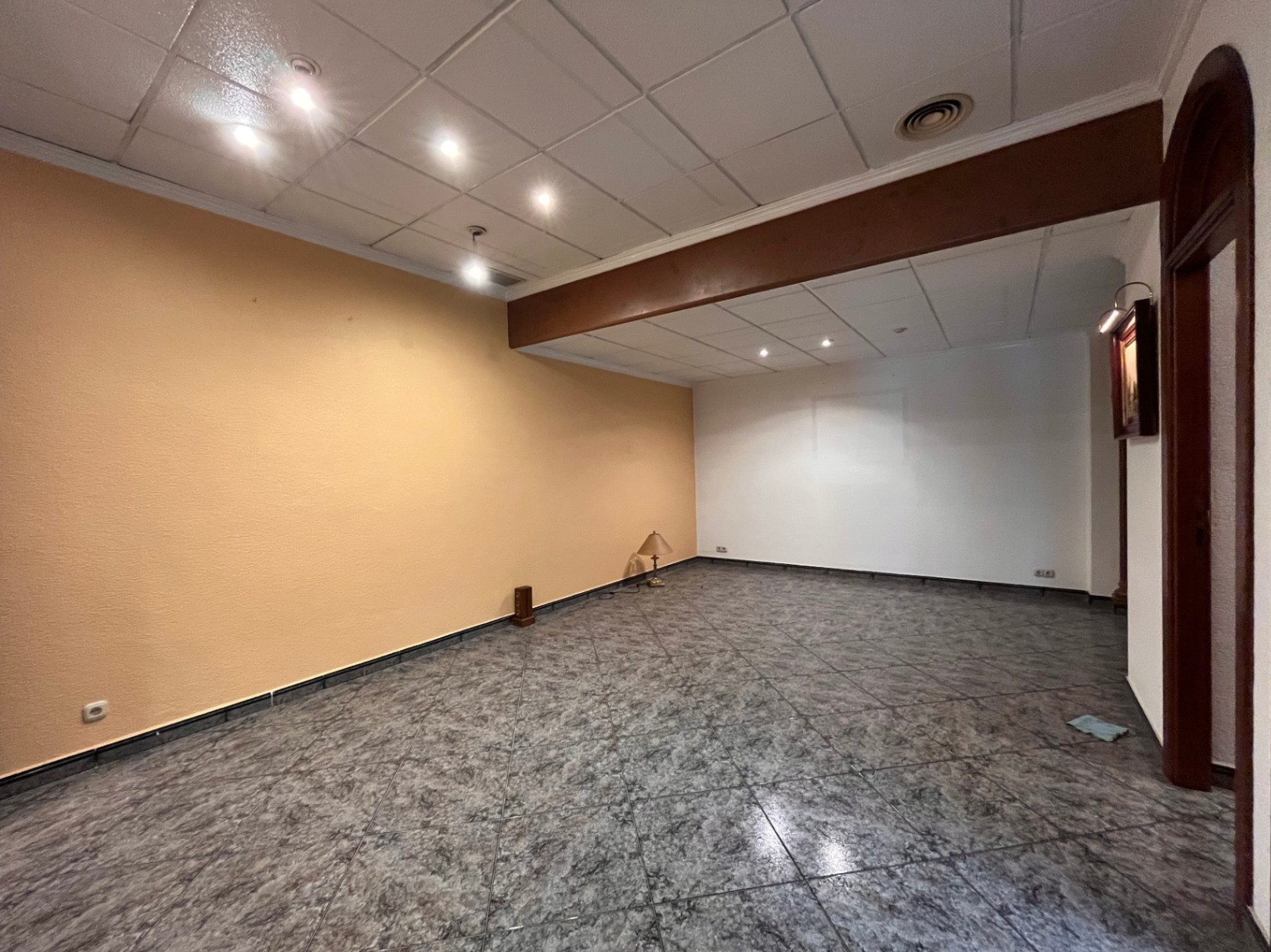COMMERCIAL PROPERTY FOR SALE IN BENIDORM