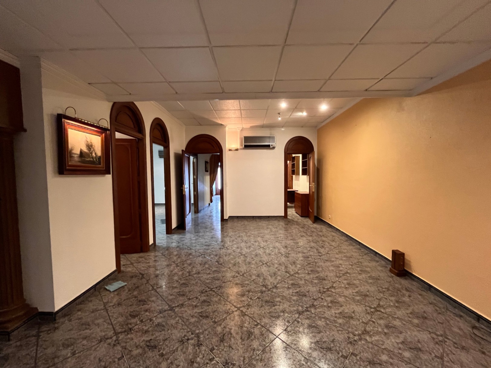 COMMERCIAL PROPERTY FOR SALE IN BENIDORM