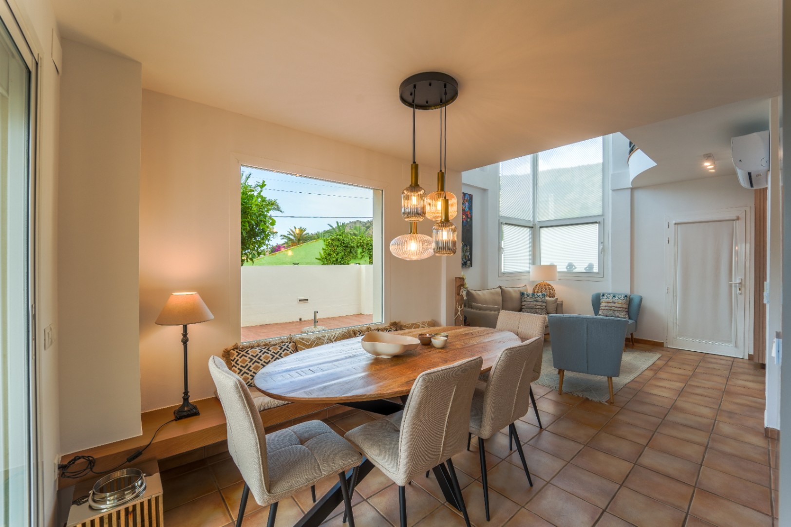 CHALET MITOYEN À VENDRE À ALBIR
