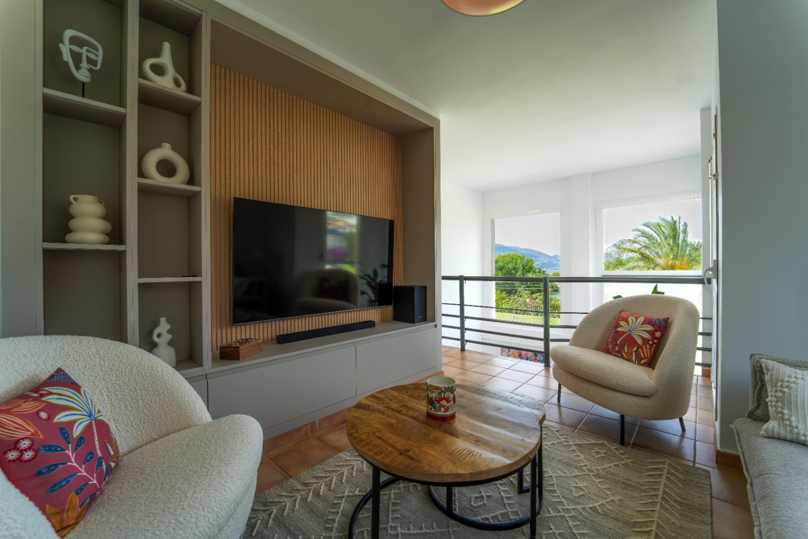 CHALET MITOYEN À VENDRE À ALBIR