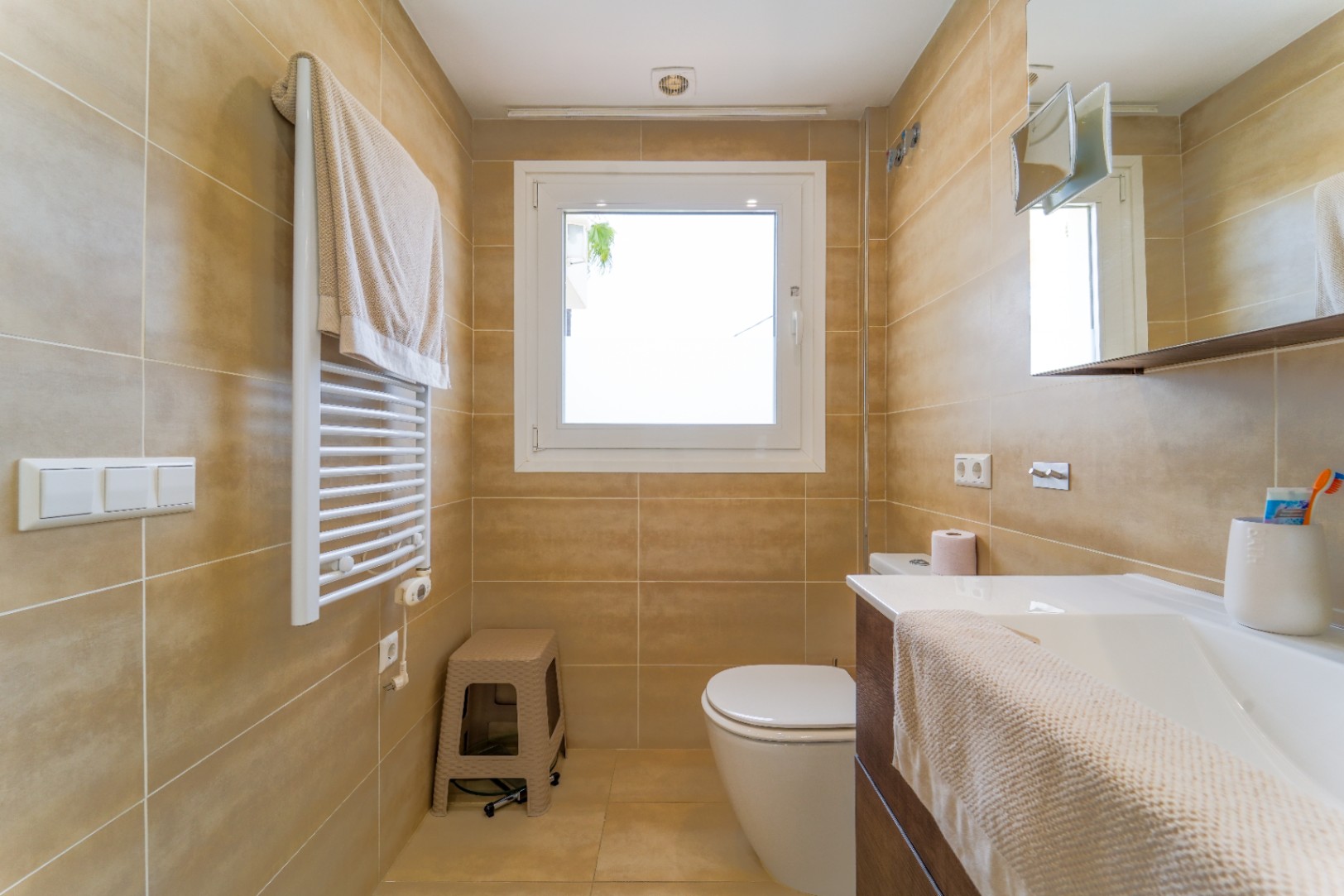 CHALET MITOYEN À VENDRE À ALBIR