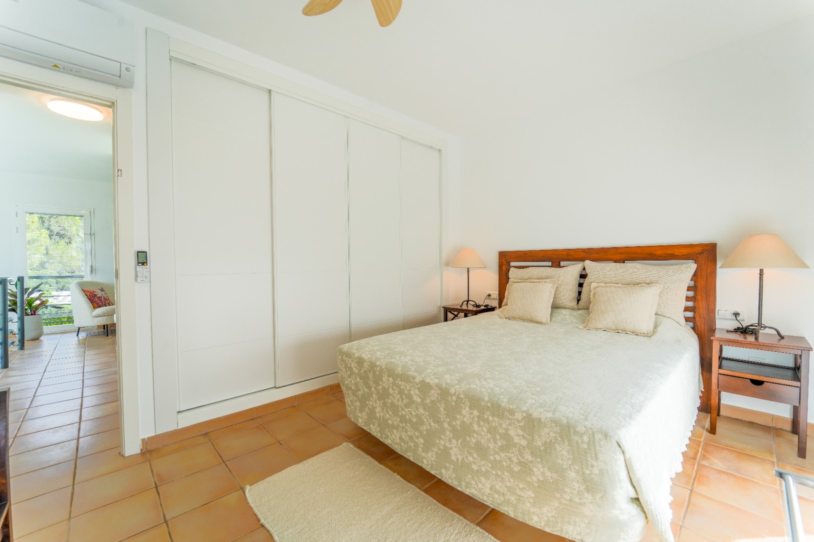 CHALET MITOYEN À VENDRE À ALBIR