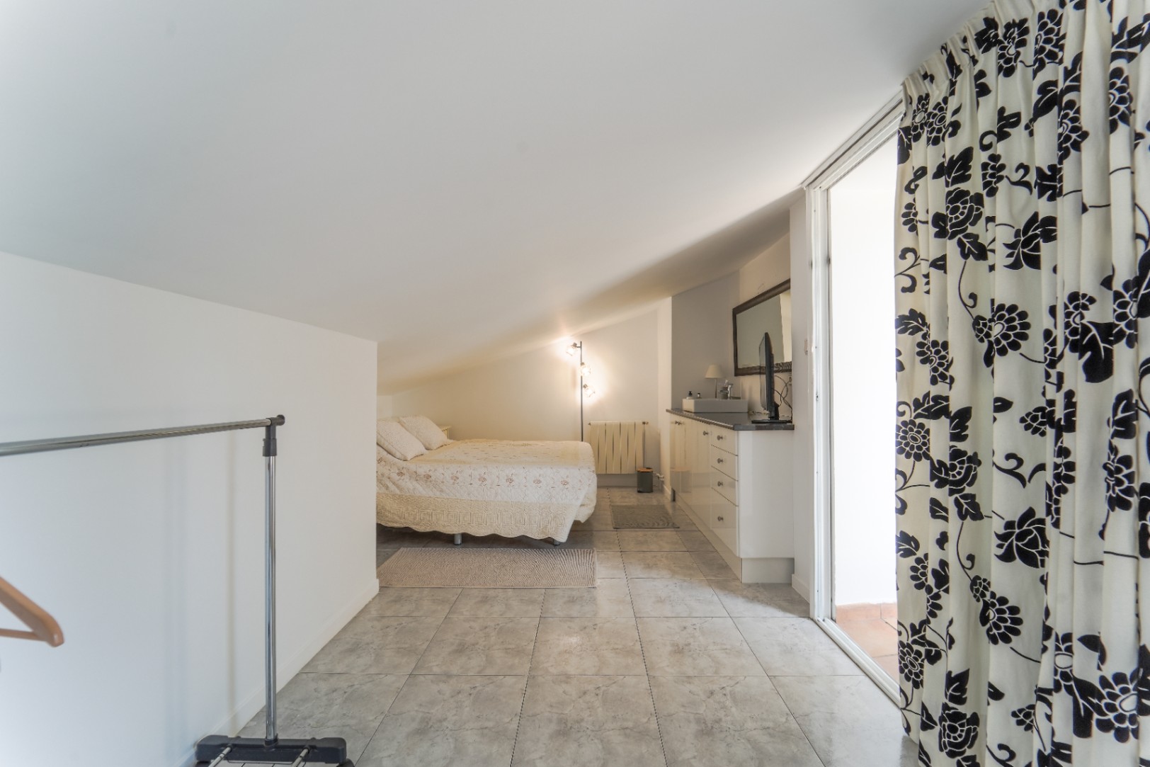 CHALET MITOYEN À VENDRE À ALBIR