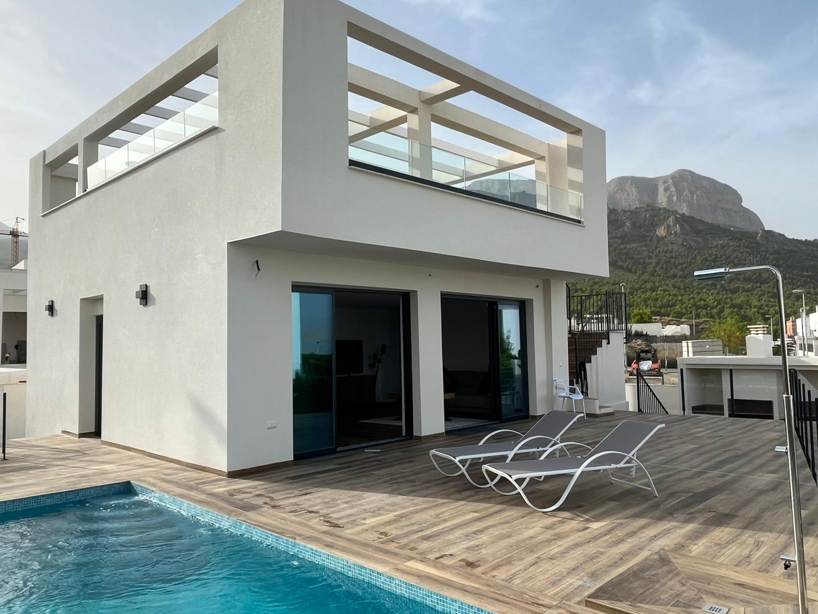 CHALET | VILLA TIL SALGS I POLOP