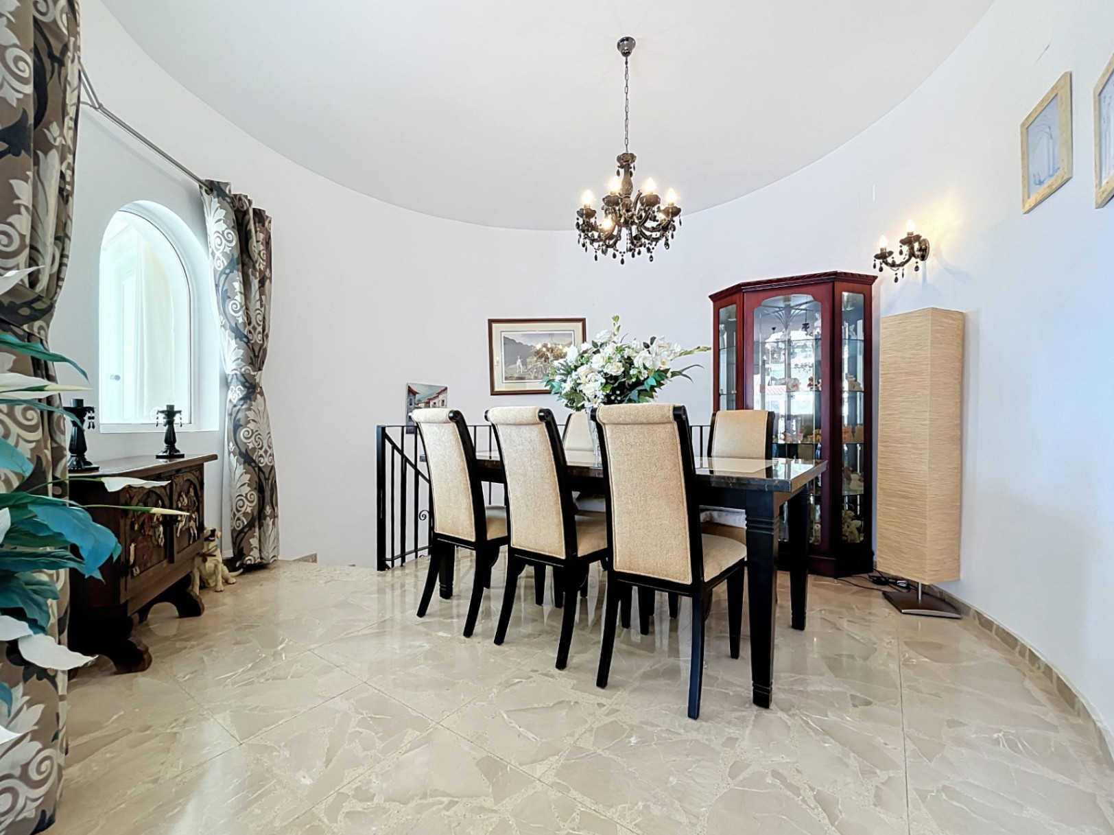 CHALET | VILLA TIL SALGS I CALLOSA D'ENSARRIA