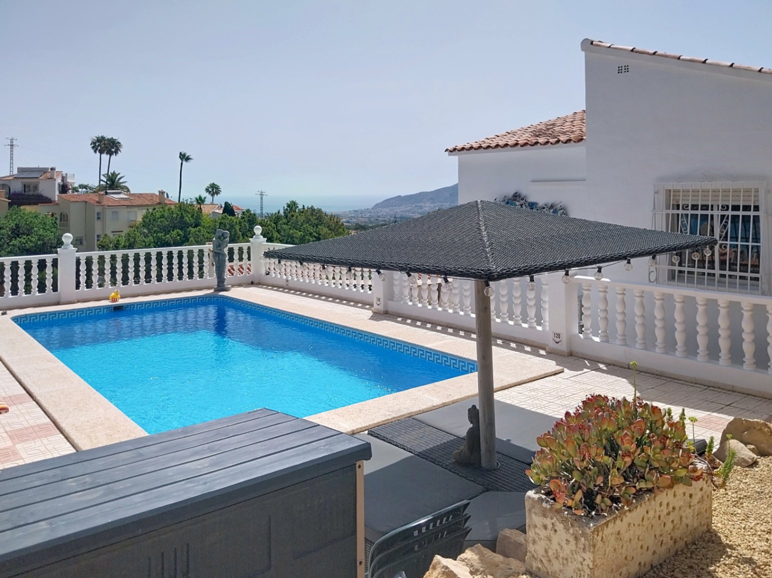 CHALET | VILLA EN VENTA EN LA NUCIA