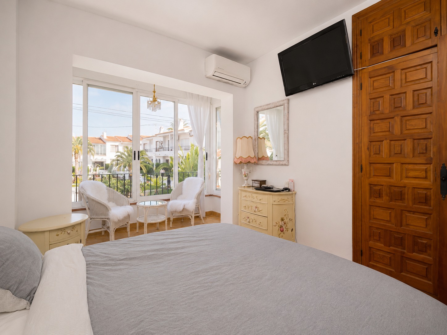 BUNGALOW TIL SALGS I ALBIR