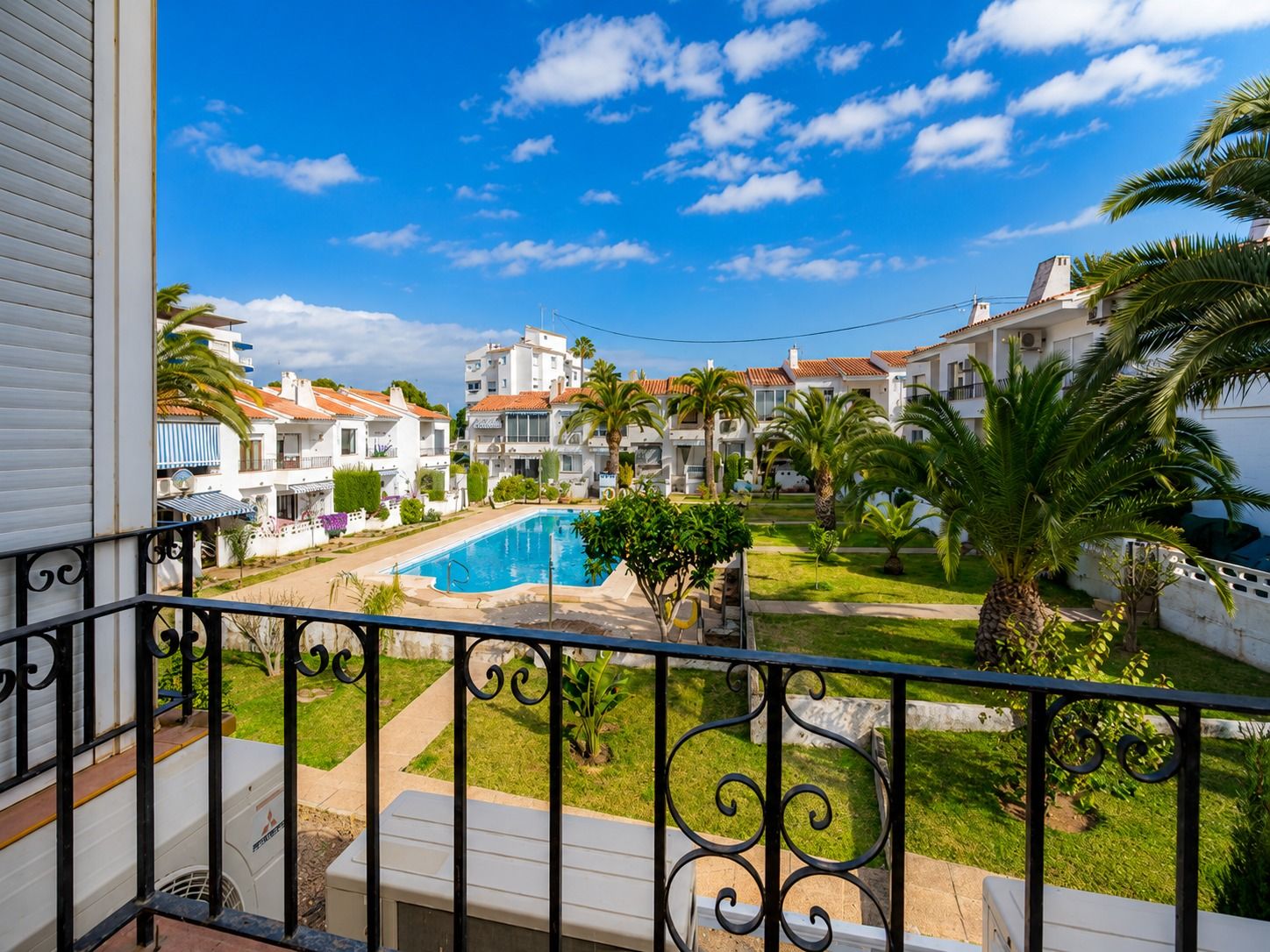 BUNGALOW TIL SALGS I ALBIR
