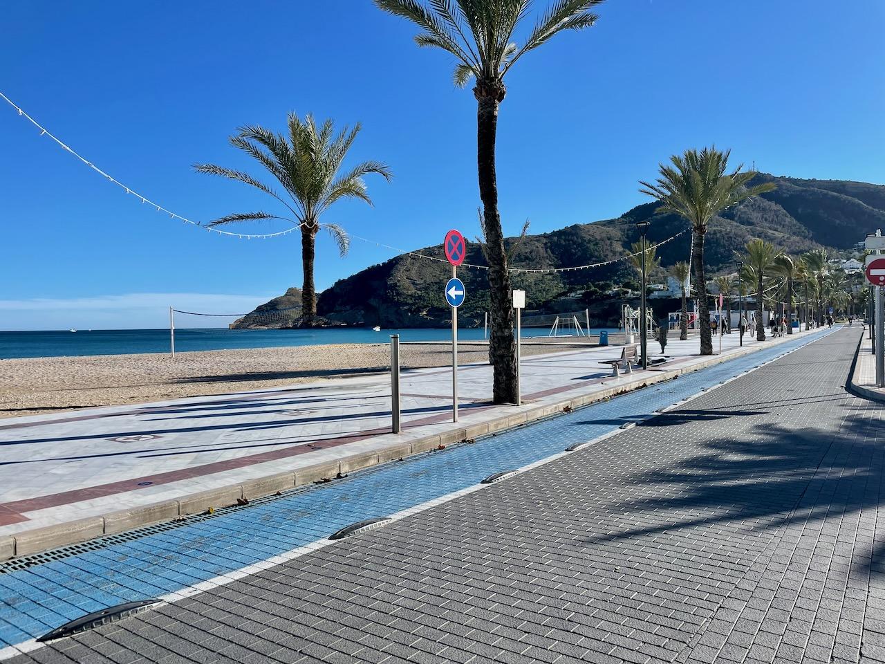 APARTMENT FOR SALE IN EL ALBIR