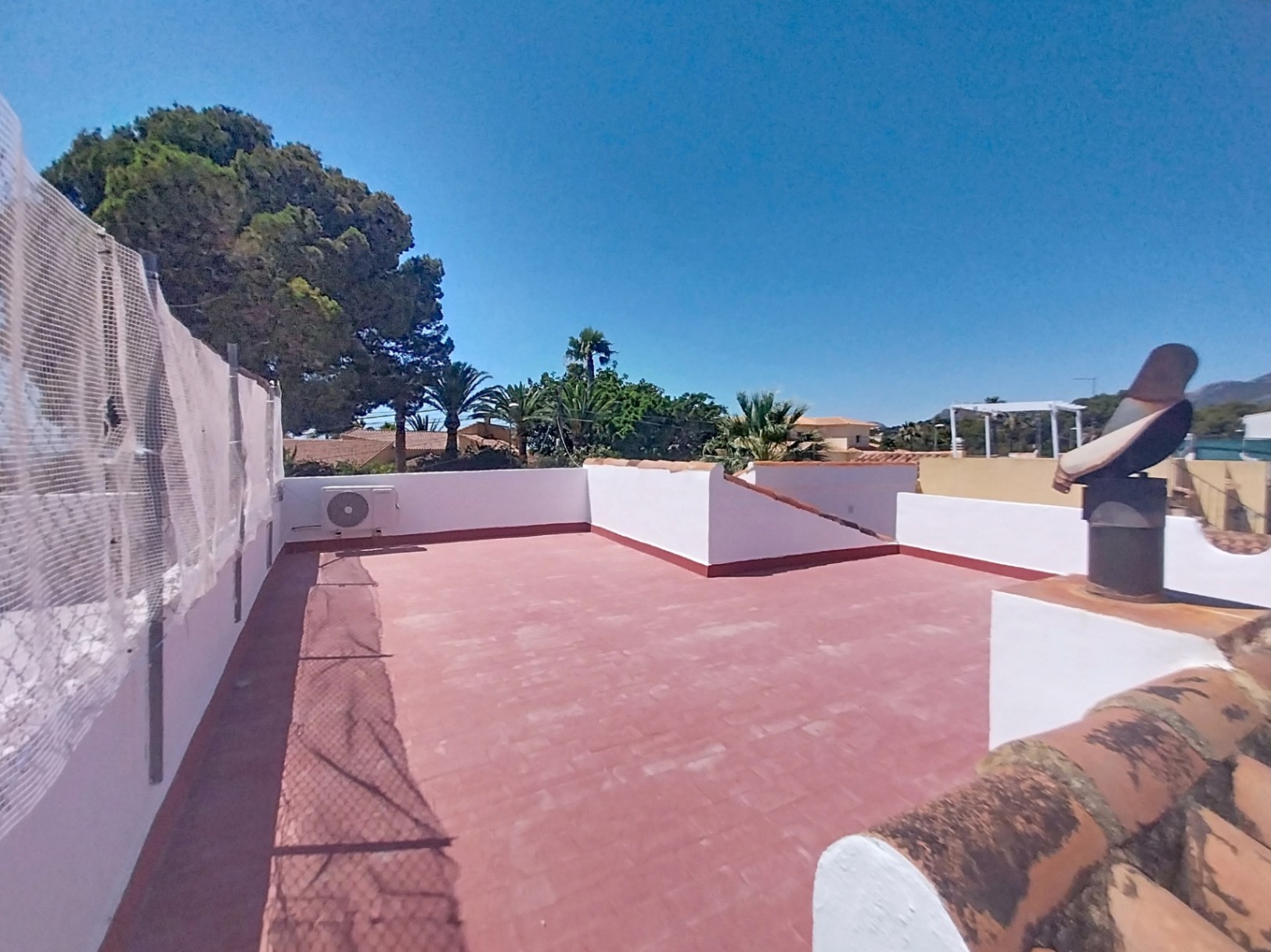 Bungalow reformado con vistas al mar y la montaña en Nucía Park