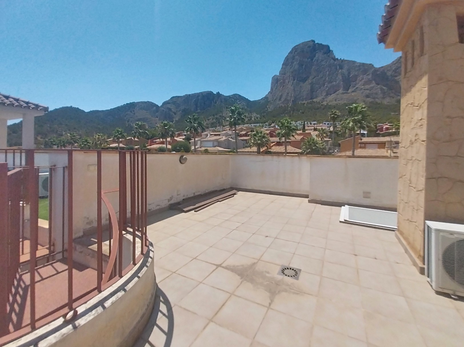 BUNGALOW FOR SALE IN POLOP