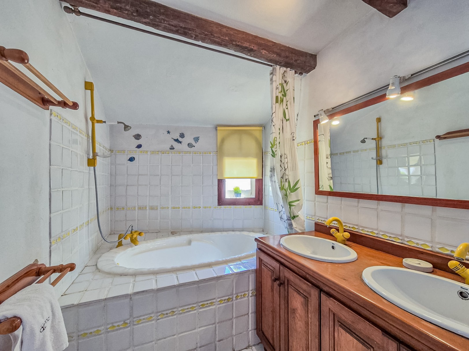 GESCHAKELDE VILLA TE HUUR IN ALTEA
