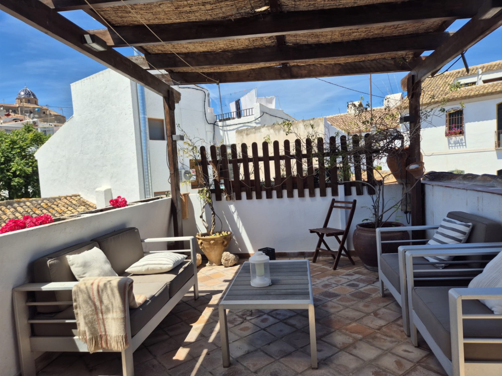 GESCHAKELDE VILLA TE HUUR IN ALTEA