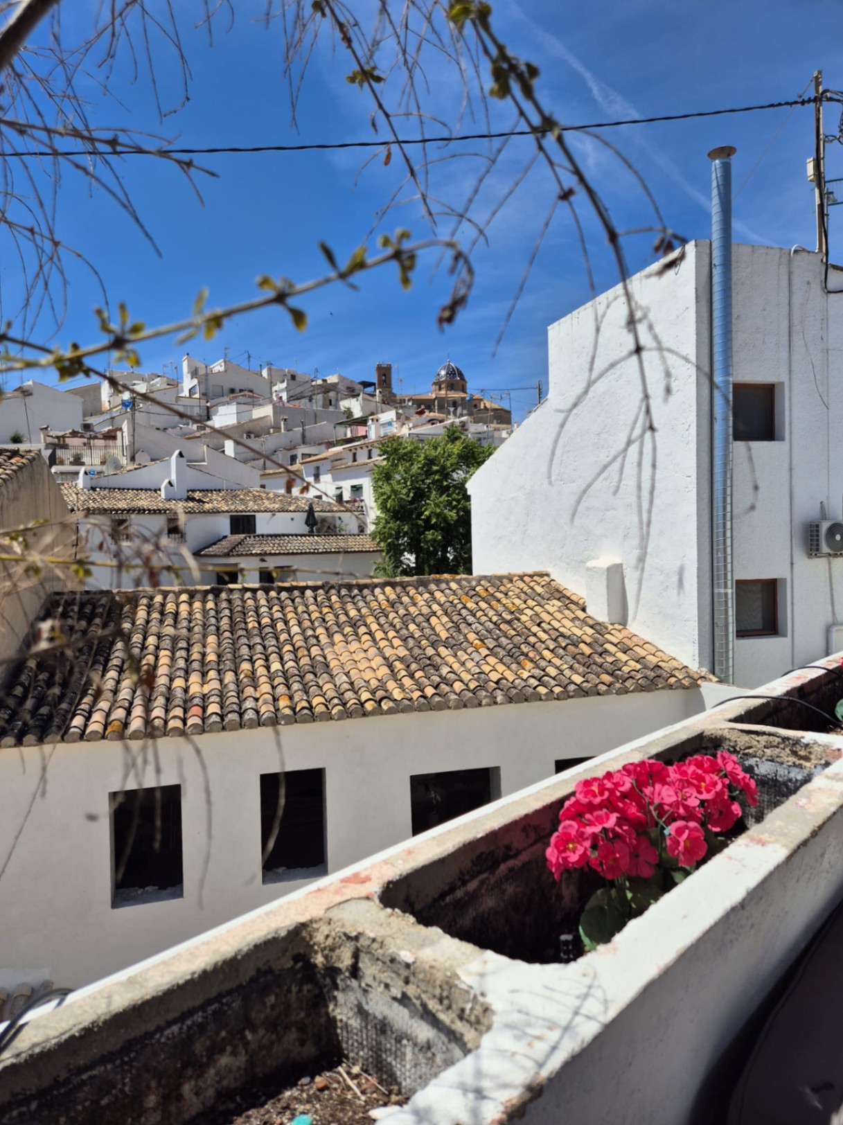 GESCHAKELDE VILLA TE HUUR IN ALTEA