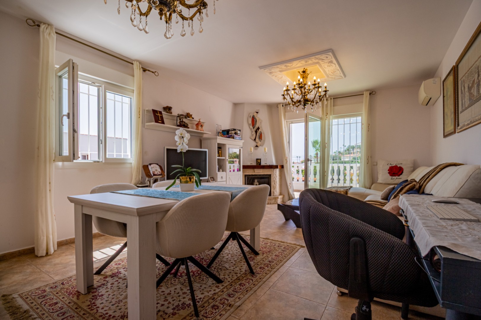 CHALET | VILLA TIL SALGS I LA NUCIA