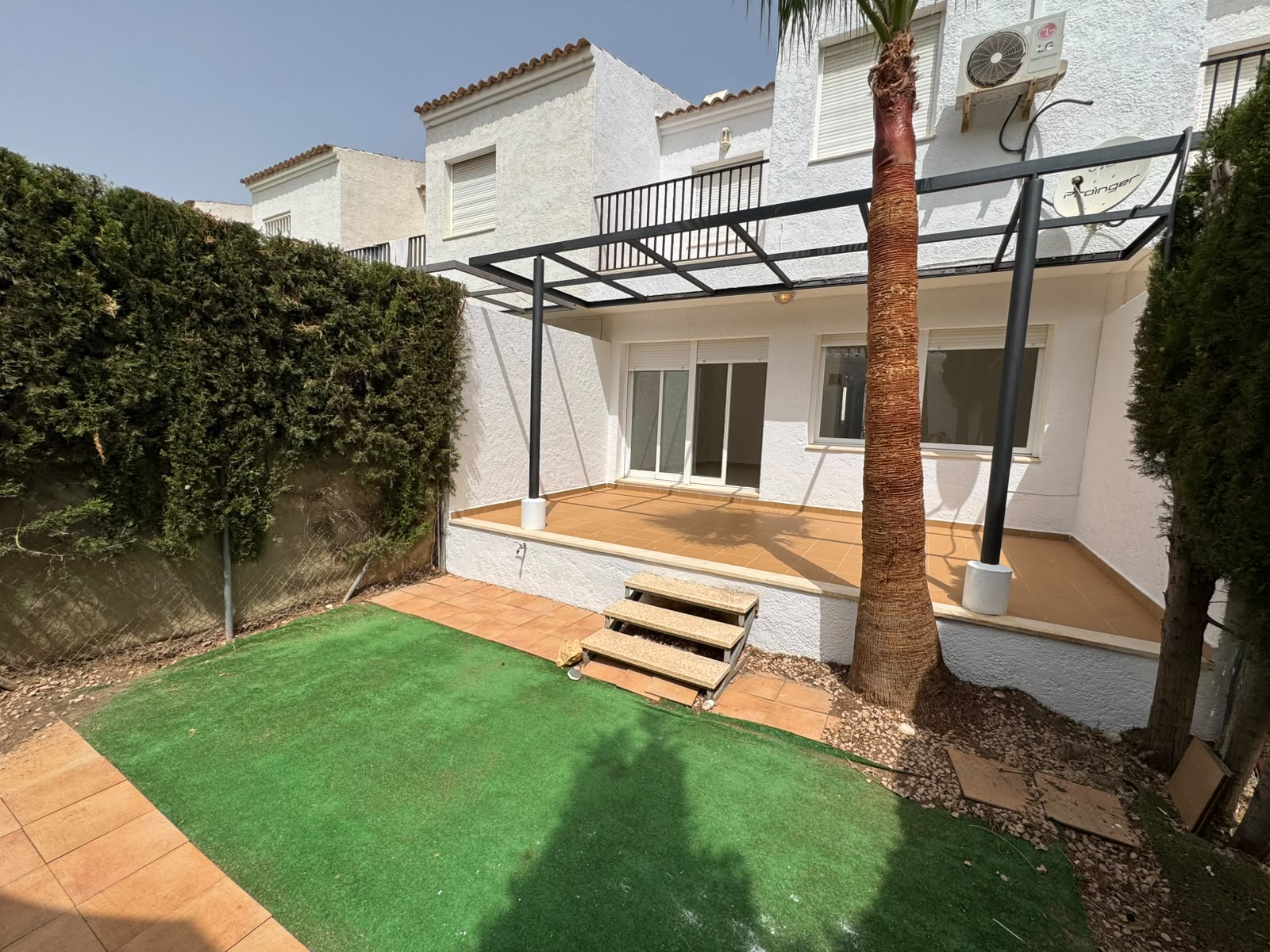 BUNGALOW EN ALQUILER EN EL ALBIR