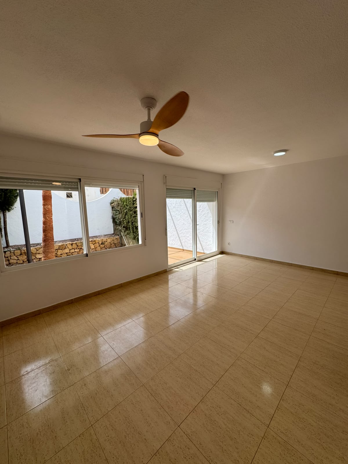 BUNGALOW EN ALQUILER EN EL ALBIR
