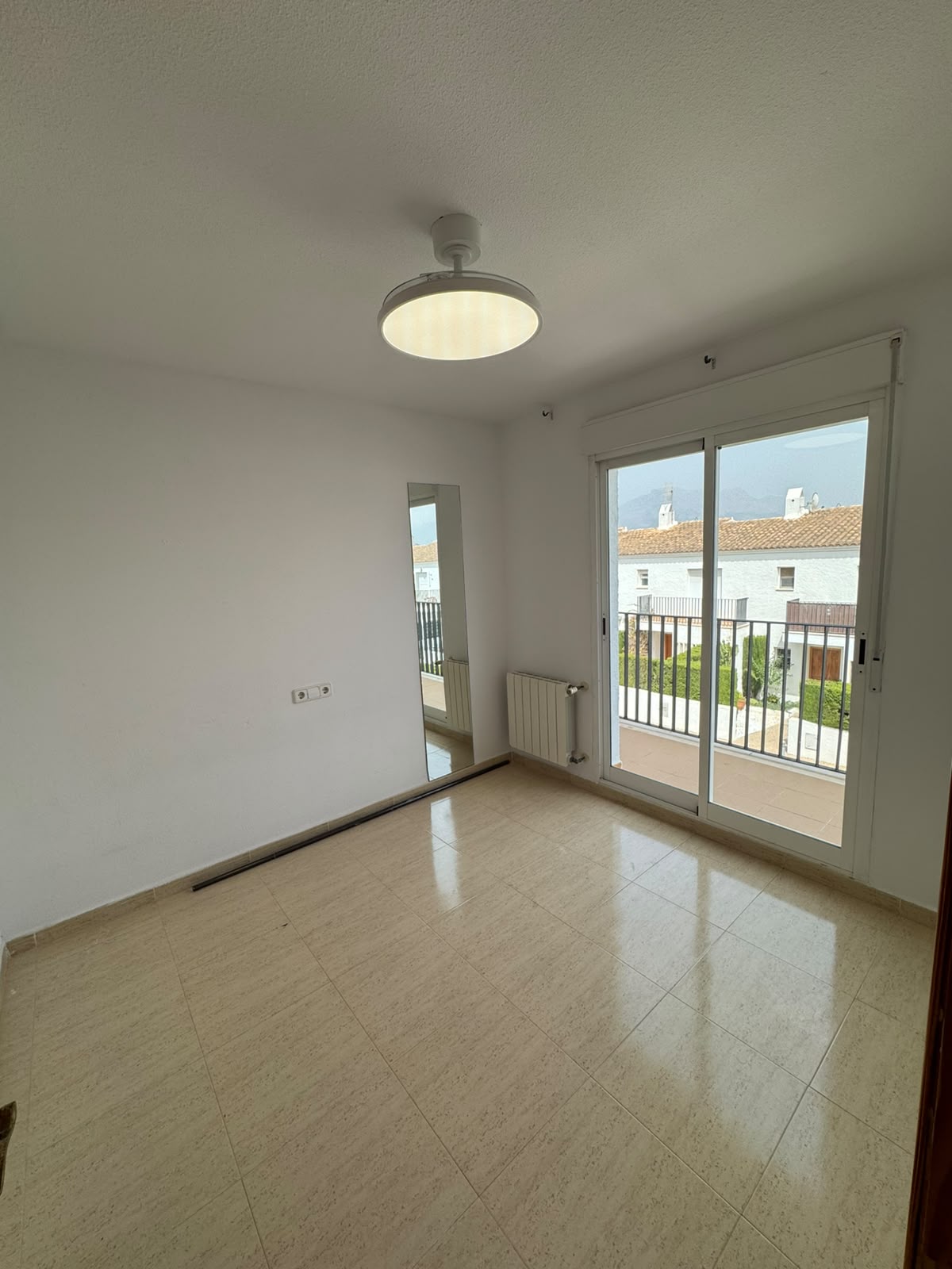 BUNGALOW EN ALQUILER EN EL ALBIR