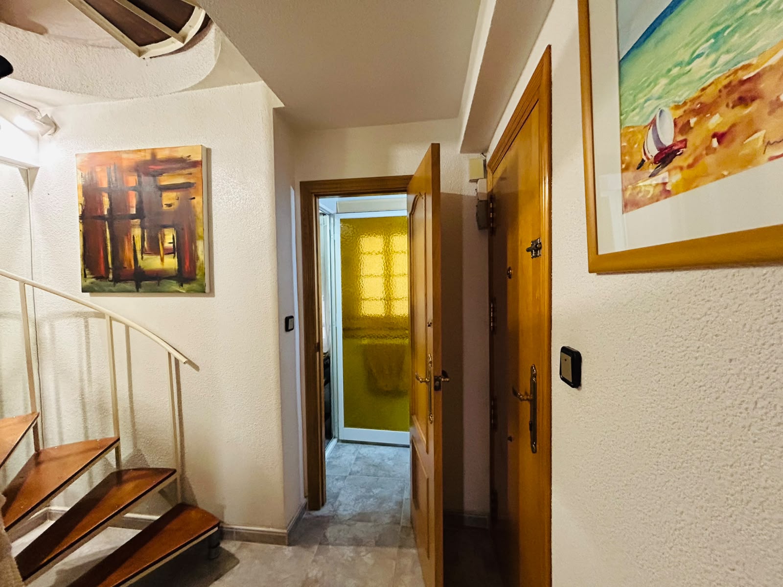 APARTMENT FOR SALE IN BENIDORM WITH SEA VIEWS