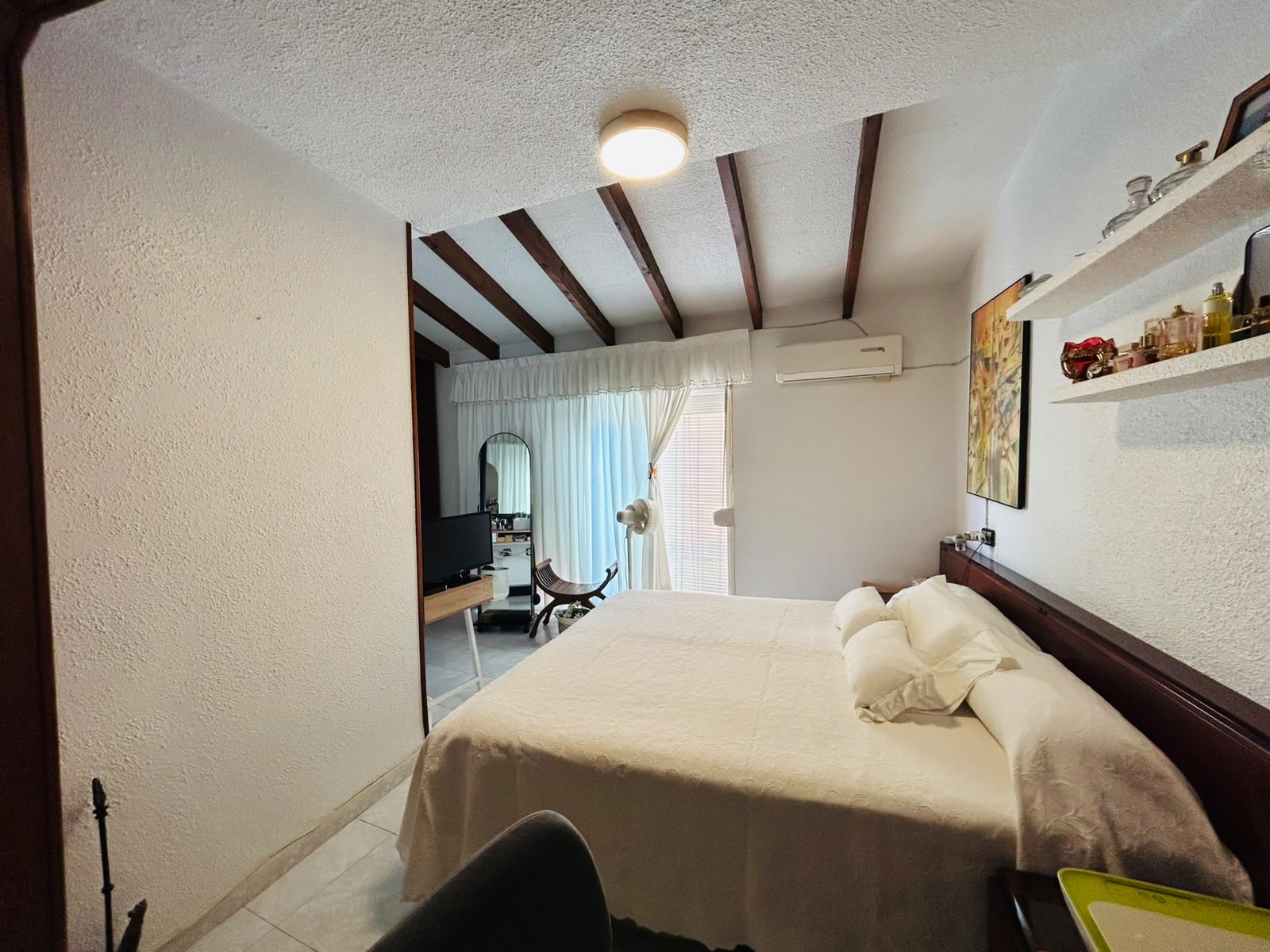 APARTMENT FOR SALE IN BENIDORM WITH SEA VIEWS
