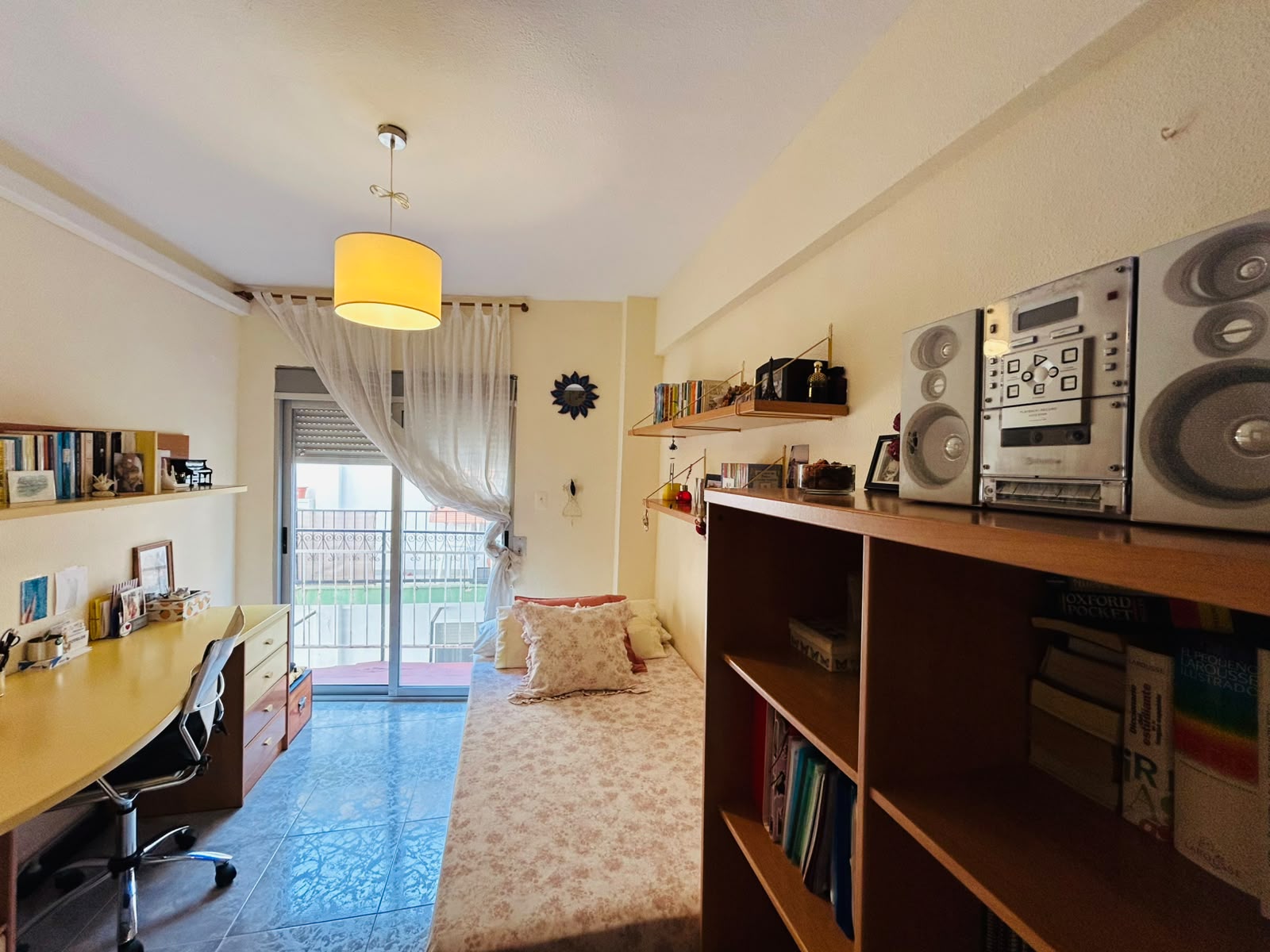 APARTMENT FOR SALE IN BENIDORM WITH SEA VIEWS