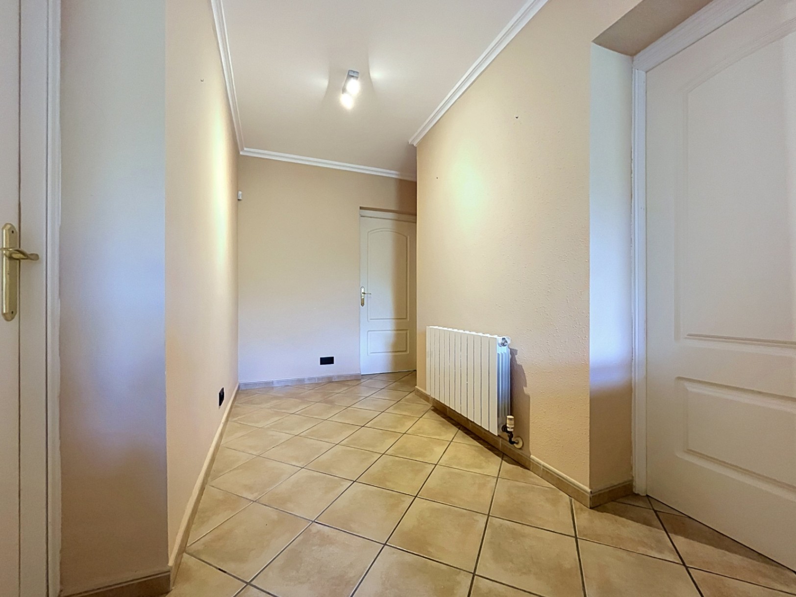 CHALET | VILLA À VENDRE À ALBIR