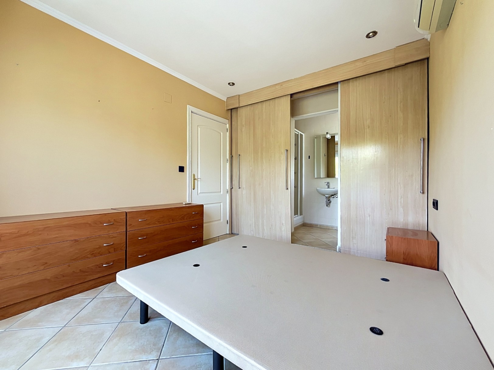 CHALET | VILLA À VENDRE À ALBIR