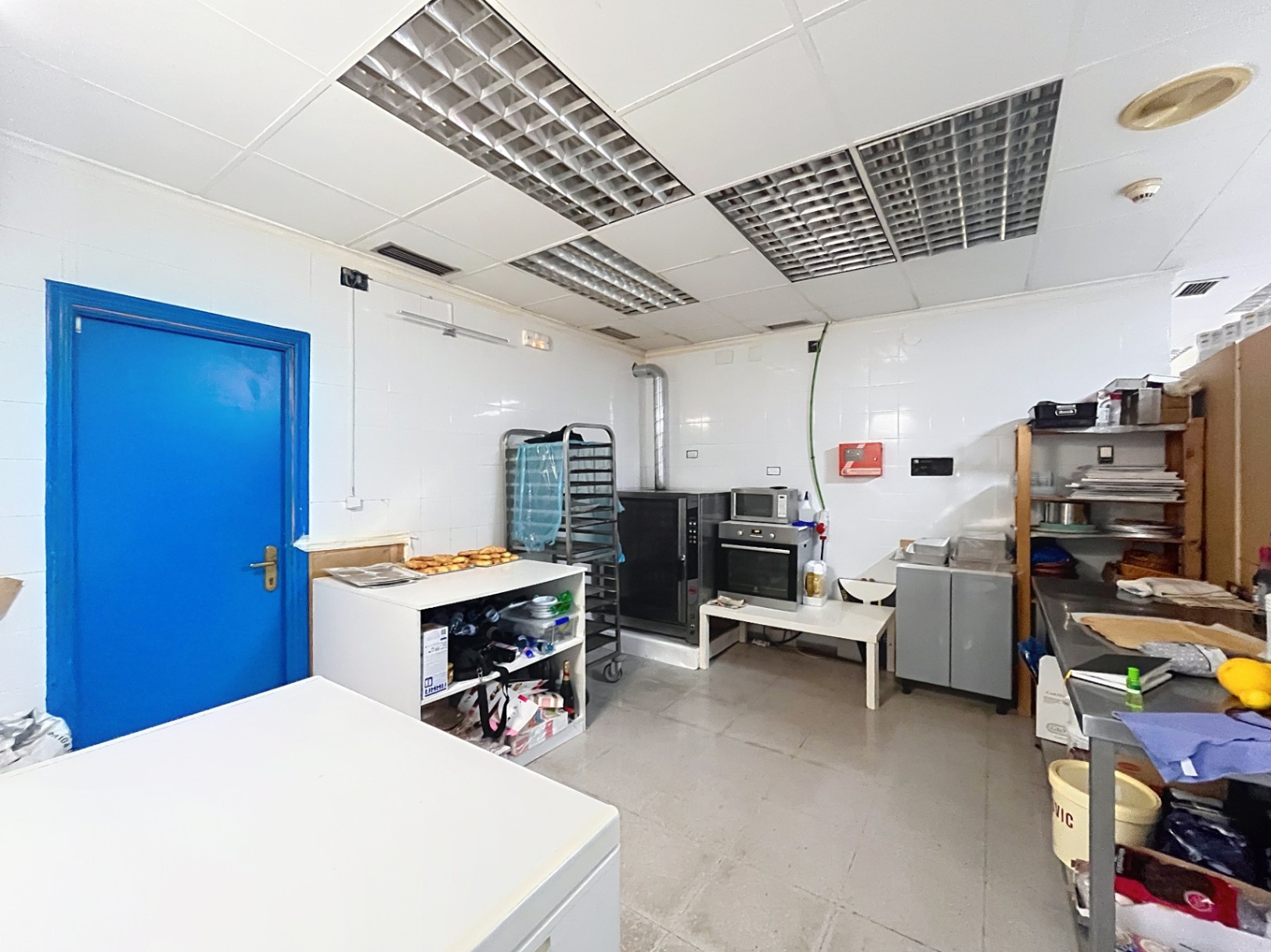 COMMERCIAL PREMISES FOR SALE IN ALTEA