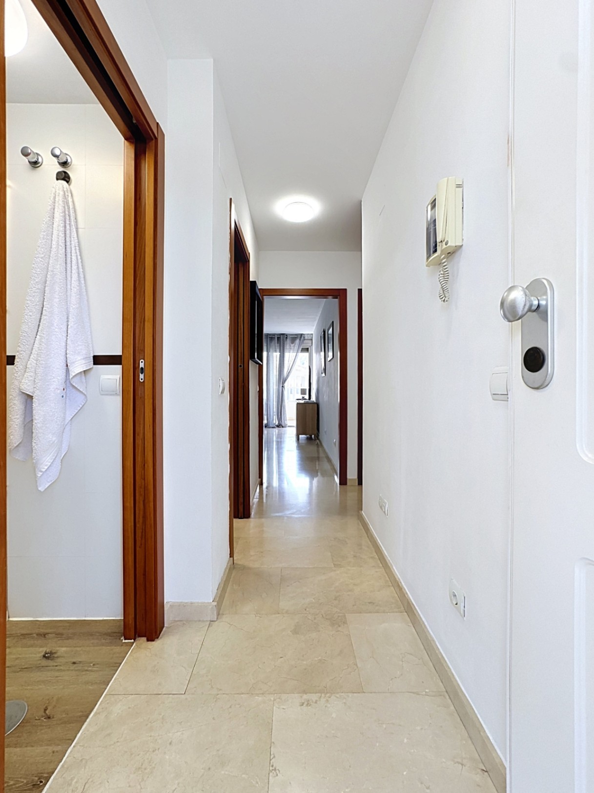 APPARTEMENT À VENDRE À ALBIR