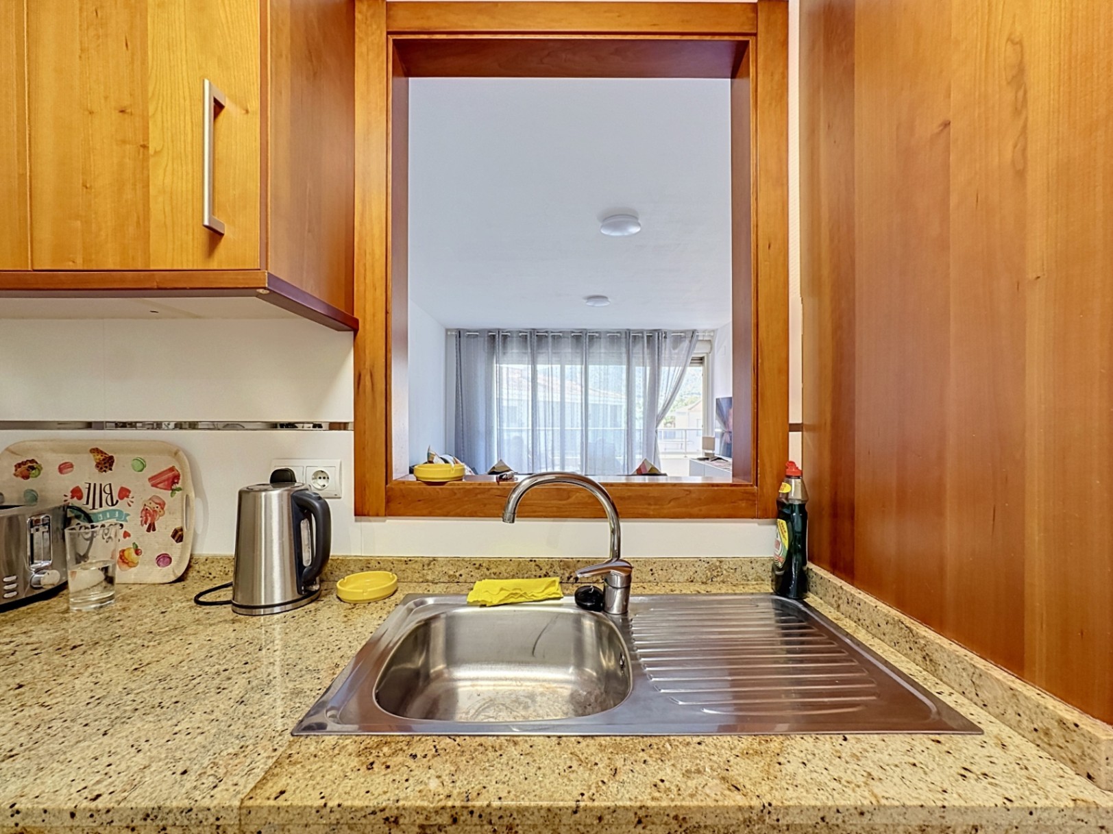 APPARTEMENT À VENDRE À ALBIR