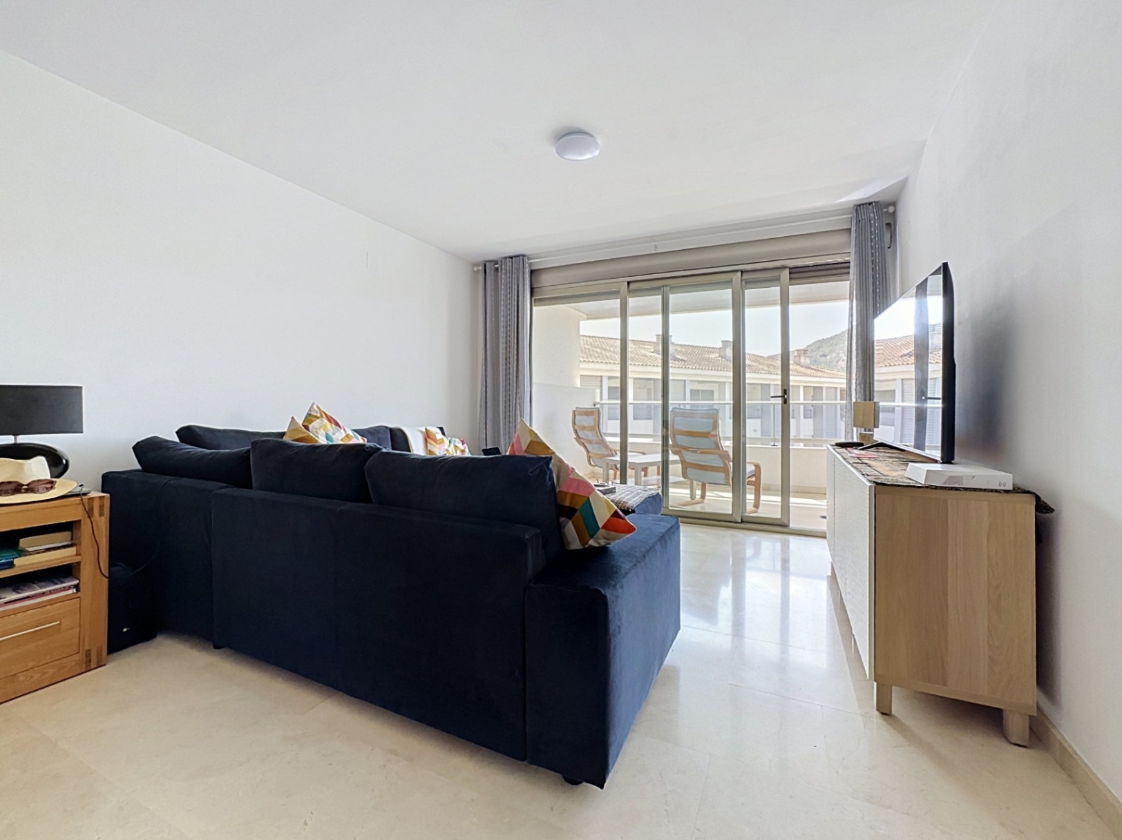 APPARTEMENT À VENDRE À ALBIR